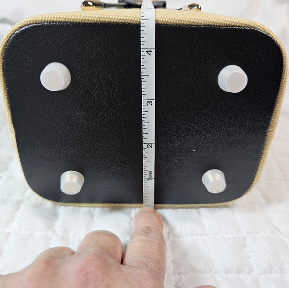 Dior Beautè VIP Crossbody Shoulder Bag NIB With All Accessories - Picture 14 of 16